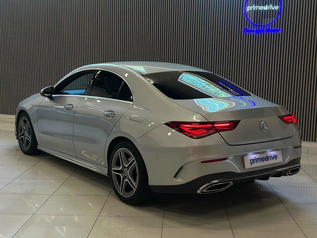 Mercedes-Benz CLA Class Amg Line Premium  #4