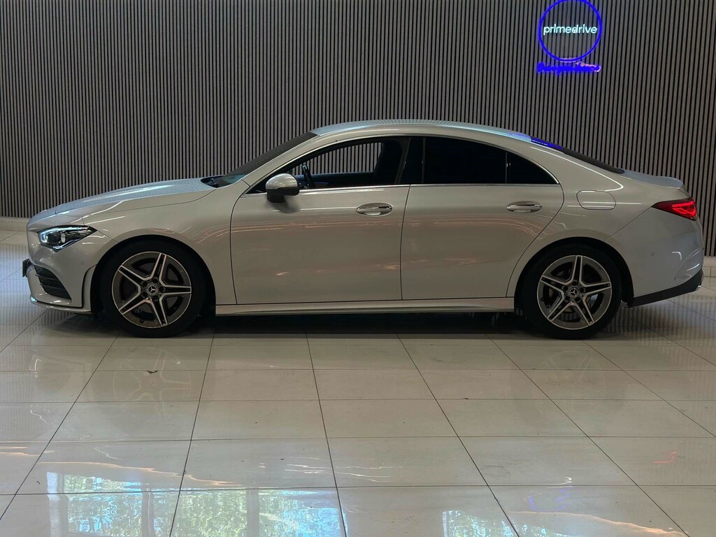 Mercedes-Benz CLA Class Cla 180 Amg Line Coupe White #7