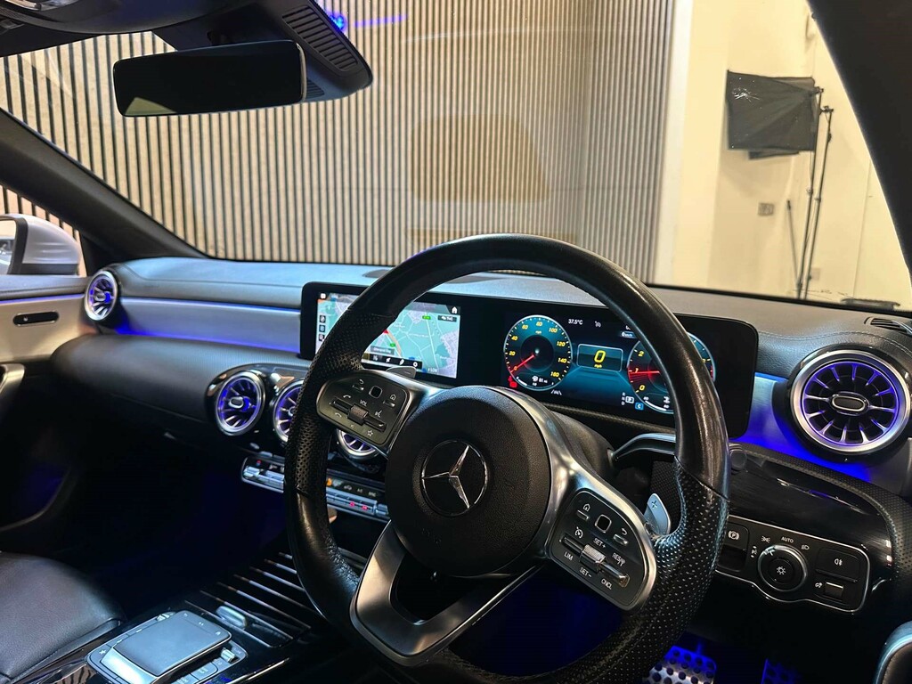 Mercedes-Benz CLA Class Cla 180 Amg Line Coupe White #12