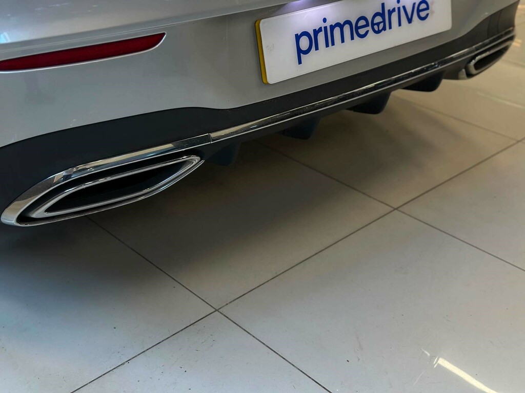 Mercedes-Benz CLA Class Cla 180 Amg Line Coupe White #8