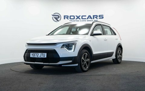 Kia Niro Suv YD72JTU White #3