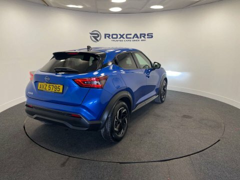 Nissan Juke Suv AVZ5795 Blue #5