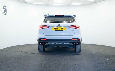 MG HS Suv AMZ7461 White #5