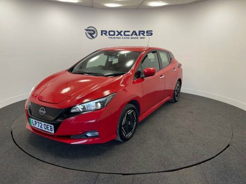Nissan Leaf Hatchback Red #2
