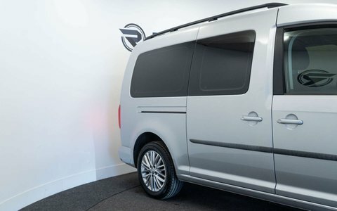 Volkswagen Caddy Maxi Life 2L Null Black #13