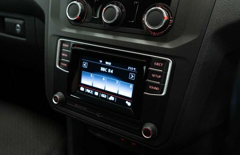 Volkswagen Caddy Maxi Life 2L Null Black #24