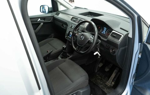 Volkswagen Caddy Maxi Life 2L Null Black #18