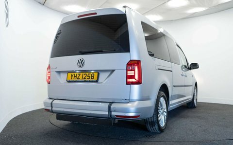 Volkswagen Caddy Maxi Life 2L Null Black #14