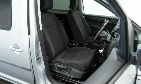 Volkswagen Caddy Maxi Life 2L Null Black #19