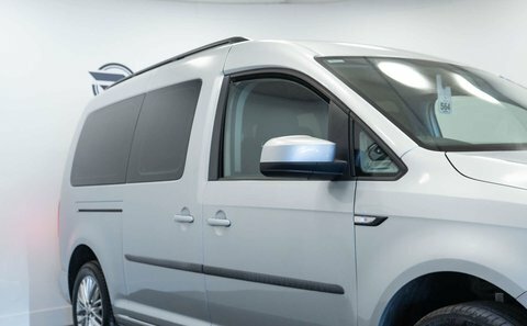 Volkswagen Caddy Maxi Life 2L Null Black #11