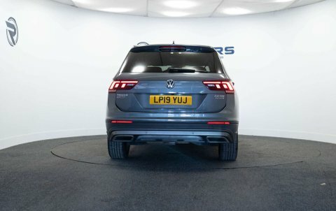 Volkswagen Tiguan Allspace Suv LP19YUJ Grey #6