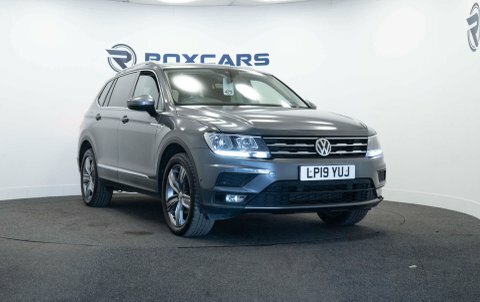 Volkswagen Tiguan Allspace Suv LP19YUJ Grey