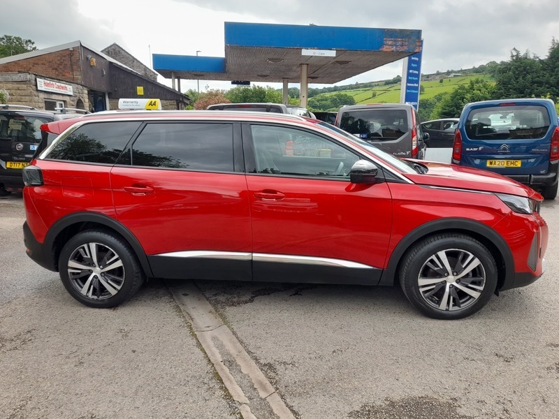 Peugeot 5008 Bluehdi S S Allure WJ71JLU Red #2