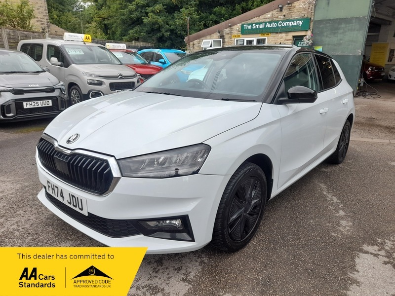 Skoda Fabia Design Edition Tsi Dsg FH74JDU White #3