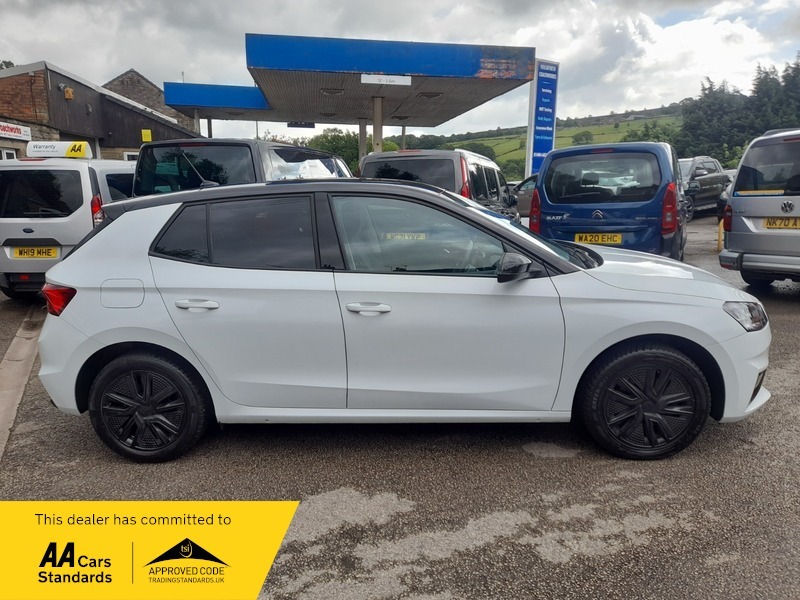 Skoda Fabia Design Edition Tsi Dsg FH74JDU White #4