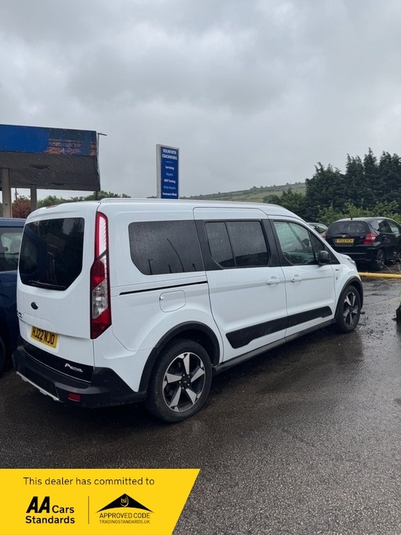 Ford Grand Tourneo Connect Grand Active1.5tdi Ecoblue 7 White #4