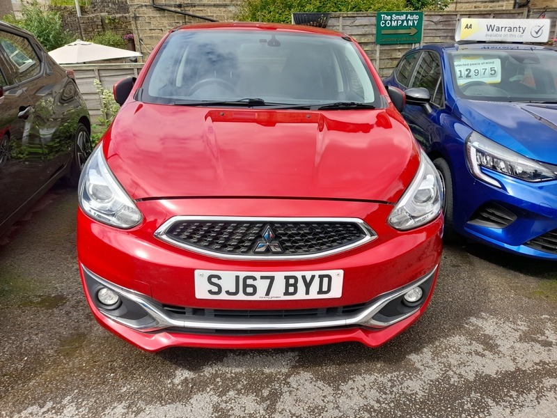 Mitsubishi Mirage 1.2 Juro Red