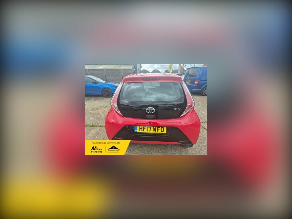 Toyota Aygo 1.0 Vvt-i X-play Hatchback Euro Red