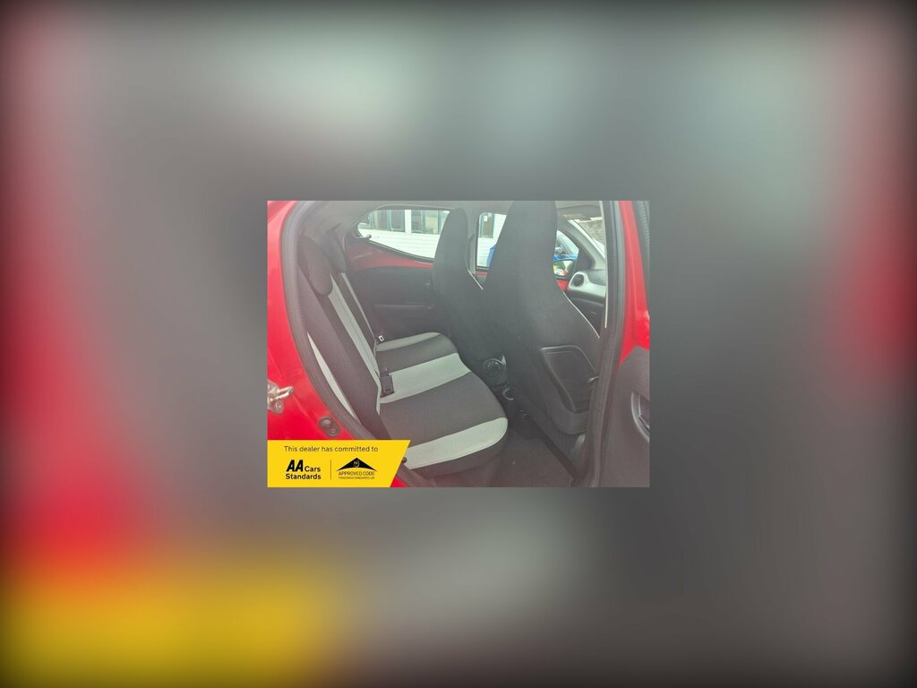 Toyota Aygo 1.0 Vvt-i X-play Hatchback Euro Red #5