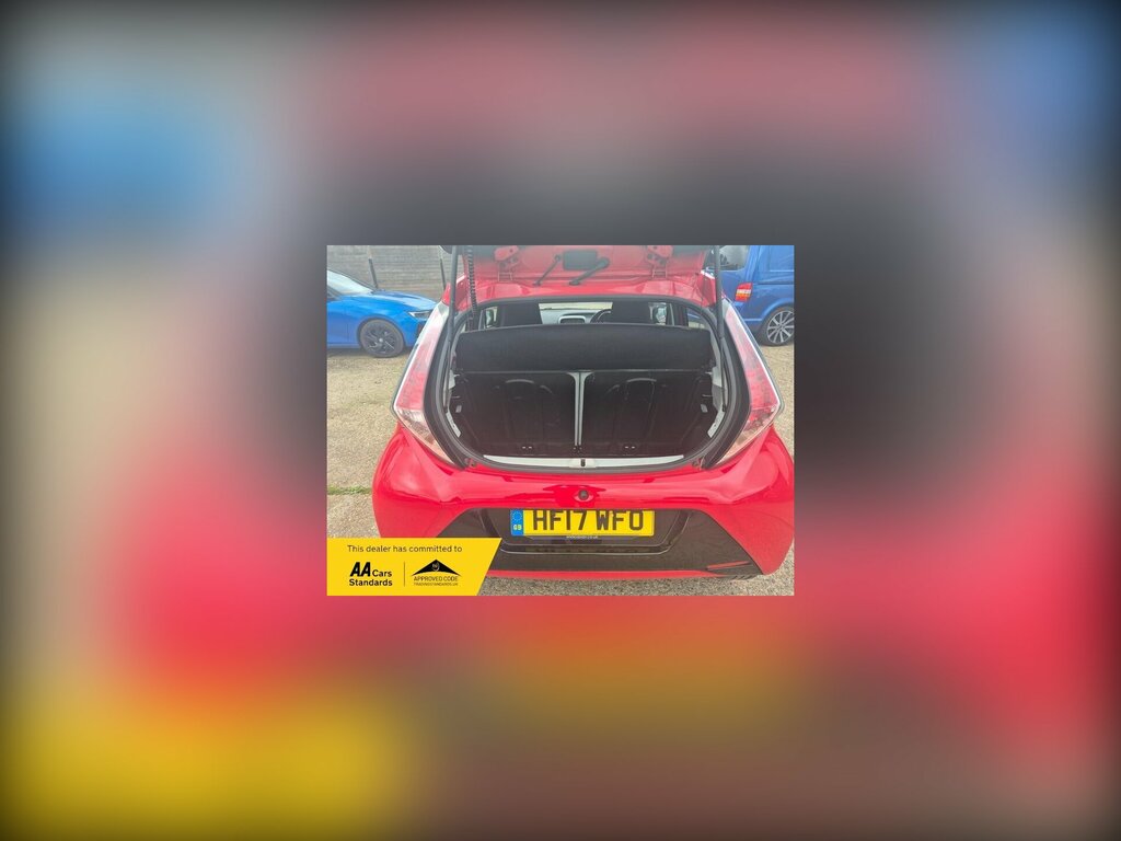 Toyota Aygo 1.0 Vvt-i X-play Hatchback Euro Red #2