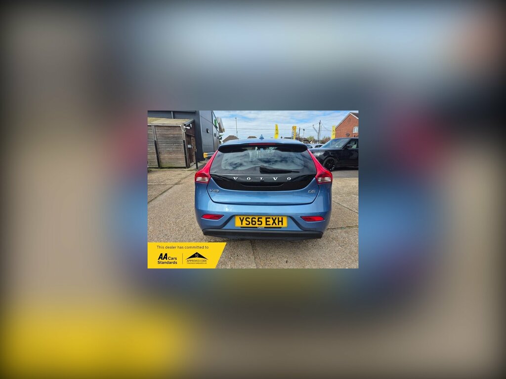 Volvo V40 2.0 D2 Es Hatchback Euro 6 Ss Blue