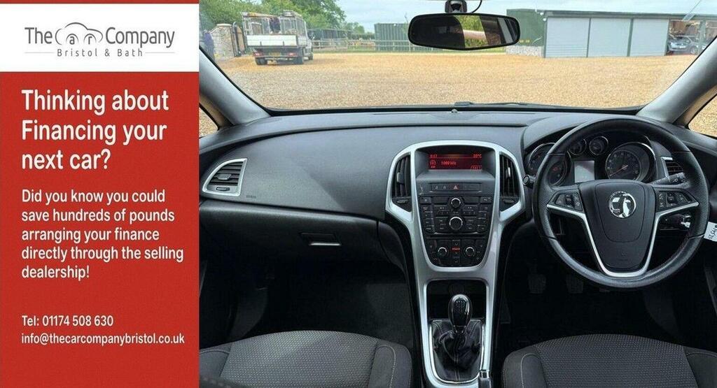 Vauxhall Astra Estate 1.6 16V Sri Sports Tourer Euro 5 2013 Silver #2