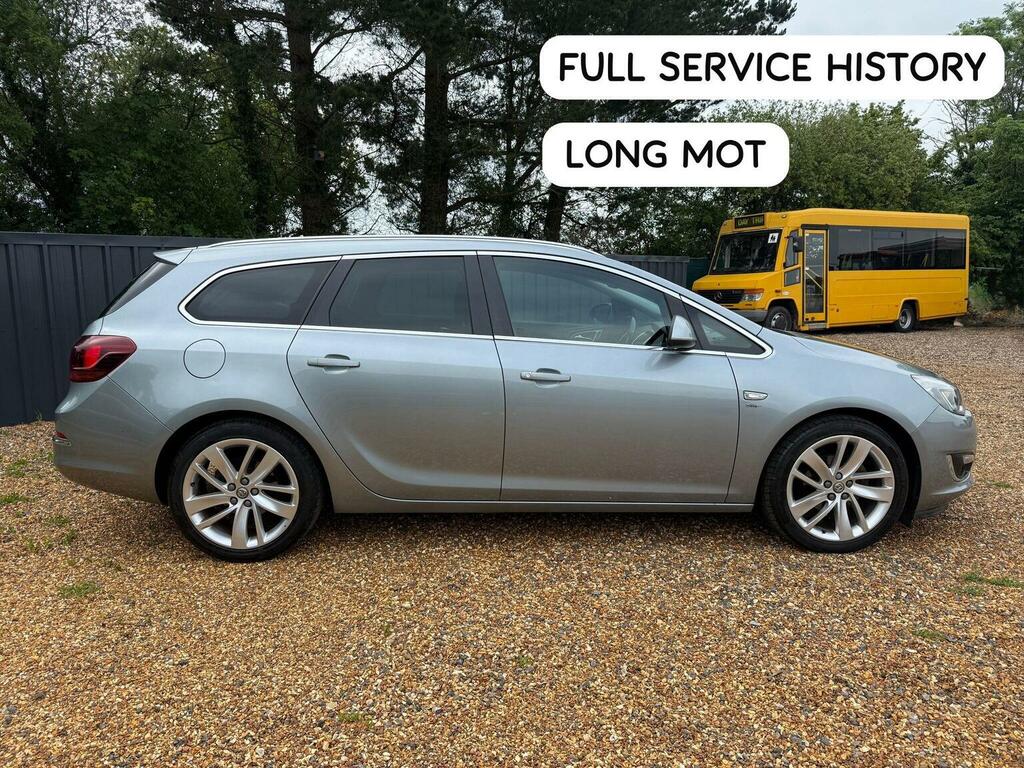 Vauxhall Astra Estate 1.6 16V Sri Sports Tourer Euro 5 2013 Silver #3