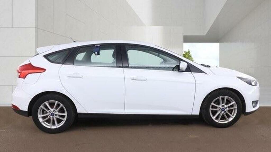 Ford Focus 1.0T Ecoboost Zetec Edition Euro 6 Ss White #2