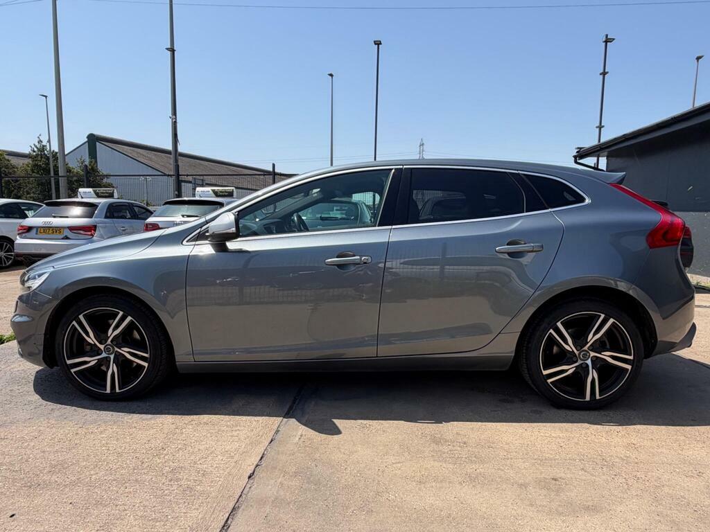 Volvo V40 1.5 T3 R-design Pro Euro 6 S S  #6