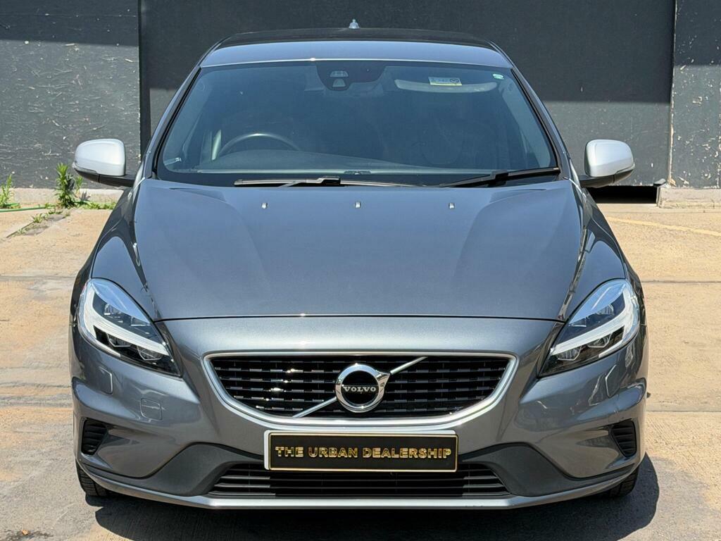 Volvo V40 1.5 T3 R-design Pro Euro 6 S S  #3
