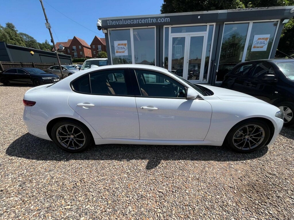 Alfa Romeo Giulia Saloon 2.2 Td Super Euro 6 Ss 201617 White #3