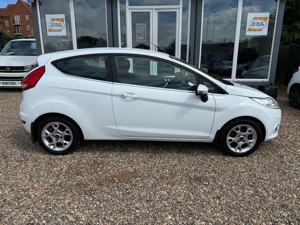 Ford Fiesta Hatchback 1.25 Zetec 201262 CK62CLZ White #2