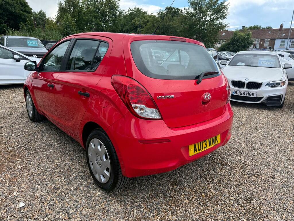 Hyundai I20 Hatchback 1.2 Classic Euro 5 201313 AU13WWK Red #5