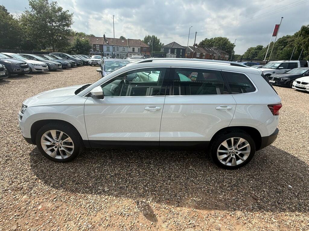 Skoda Karoq Suv 1.5 Tsi Act Se L Dsg Euro 6 Ss 202121 AO21KXG White #6