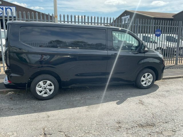 Ford Transit Custom 2.0 280 Ecoblue Limited Panel Van Manua CA24GHU Black #3