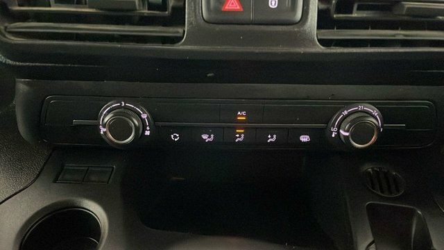 Vauxhall Combo 1.5 Turbo D 2300 Prime Panel Van Black #2