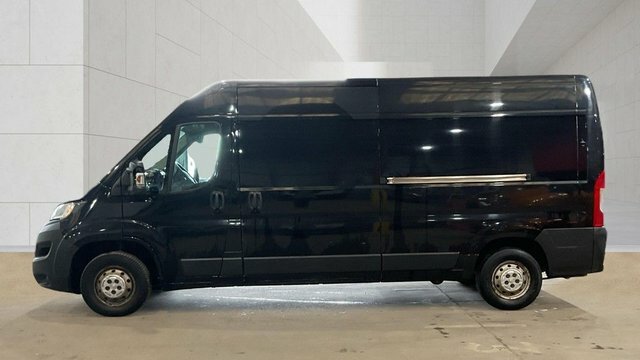 Peugeot Boxer 2.2 Bluehdi 335 Professional Panel Van Black #6
