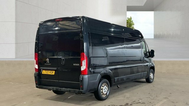Peugeot Boxer 2.2 Bluehdi 335 Professional Panel Van Black #4