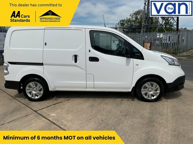Nissan e-NV200 40Kwh Acenta Panel Van Swb Quic White #2