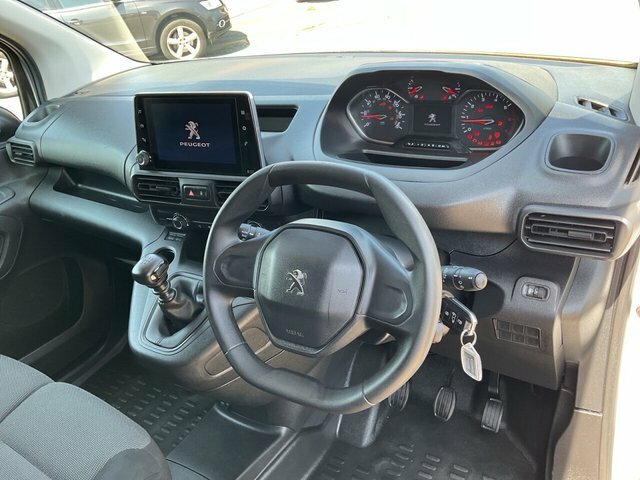 Peugeot Partner Panel Van 1.5 Bluehdi 1000 Professional Premium Black #19