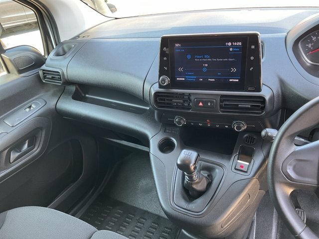 Peugeot Partner Panel Van 1.5 Bluehdi 1000 Professional Premium Black #21