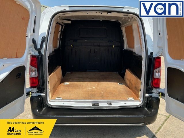 Peugeot Partner Panel Van 1.5 Bluehdi 1000 Professional Premium Black #11