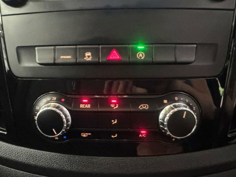 Mercedes-Benz Vito 2L Select Silver #24