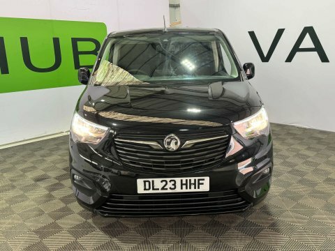 Vauxhall Combo 2023 23 1.5 Black #5