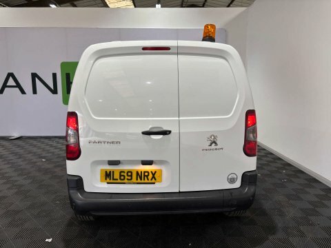 Peugeot Partner 2019 69 Professional ML69NRX White #3