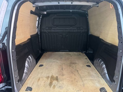 Peugeot Partner 2023 73 1.5 Grey #3