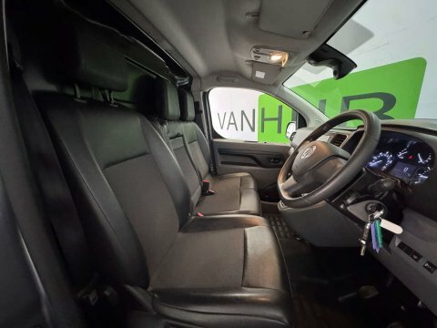 Vauxhall Vivaro 2.0 Turbo D 3100 Sportive Panel Van 6Dr Man Grey #11