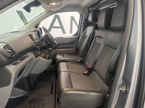 Vauxhall Vivaro 2.0 Turbo D 3100 Sportive Panel Van 6Dr Man Grey #20