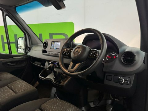 Mercedes-Benz Sprinter 2024 24 2.0 White #2