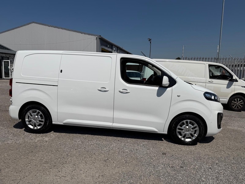 Vauxhall Vivaro L1h1 2700 Sportive S DV20UGS White #6